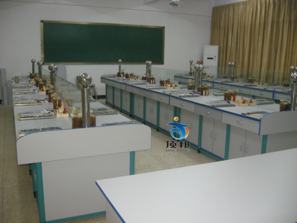 財(cái)經(jīng)類實(shí)驗(yàn)室