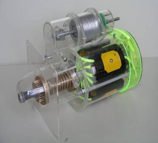 磁電式起動(dòng)機(jī)模型