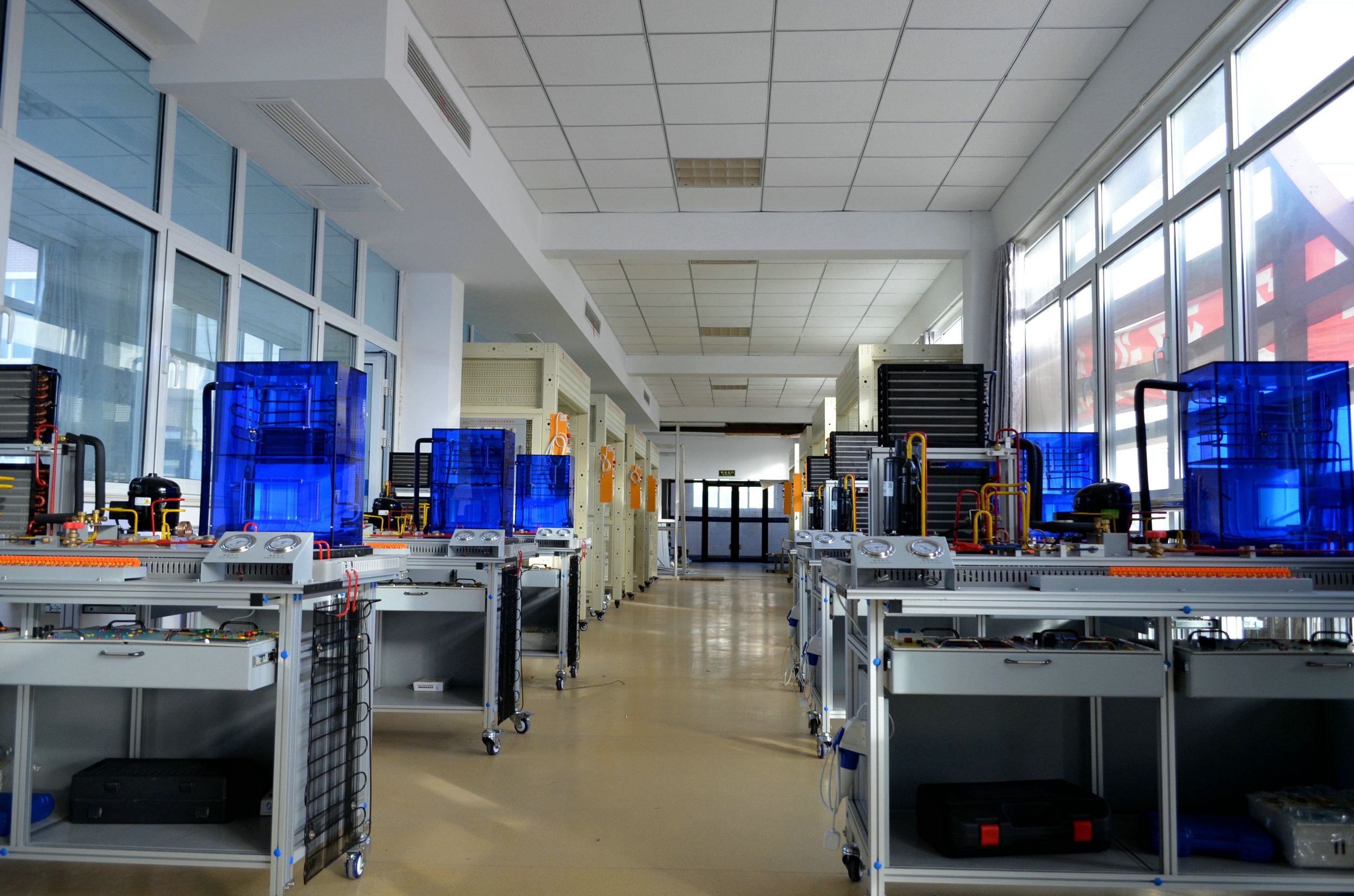 �F(xi��n)�������c���{(di��o)ϵ�y(t��ng)���܌�Ӗ�b��