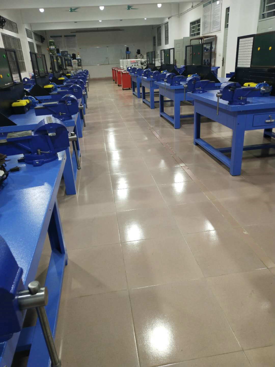 �Q�������_(t��i)