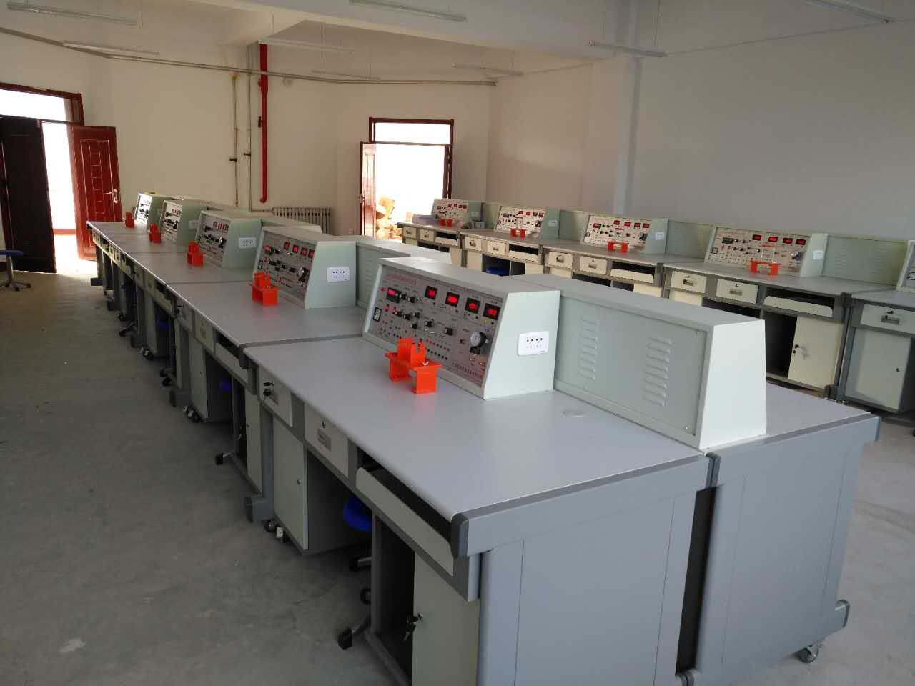 �������c�z�y���g����b��(12�N������)