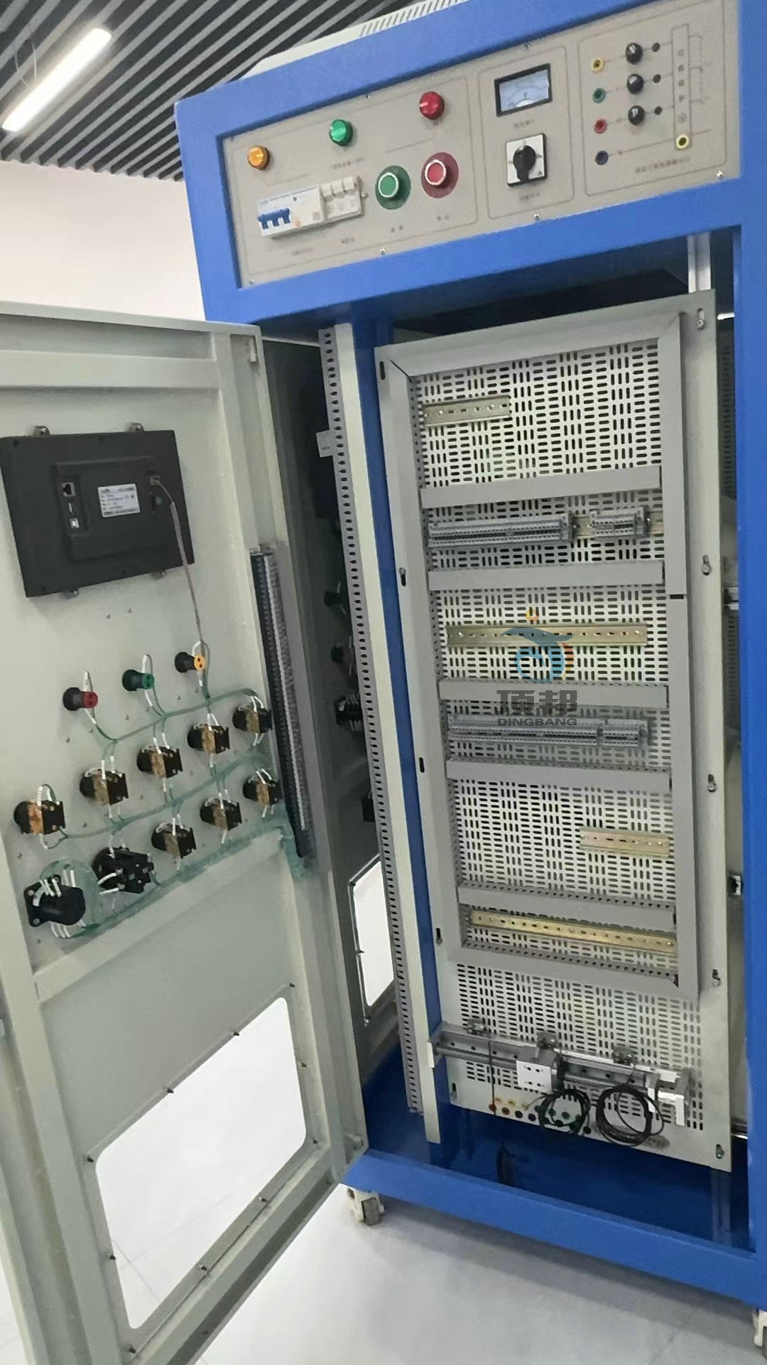 柜式高級維修電工實訓(xùn)裝置