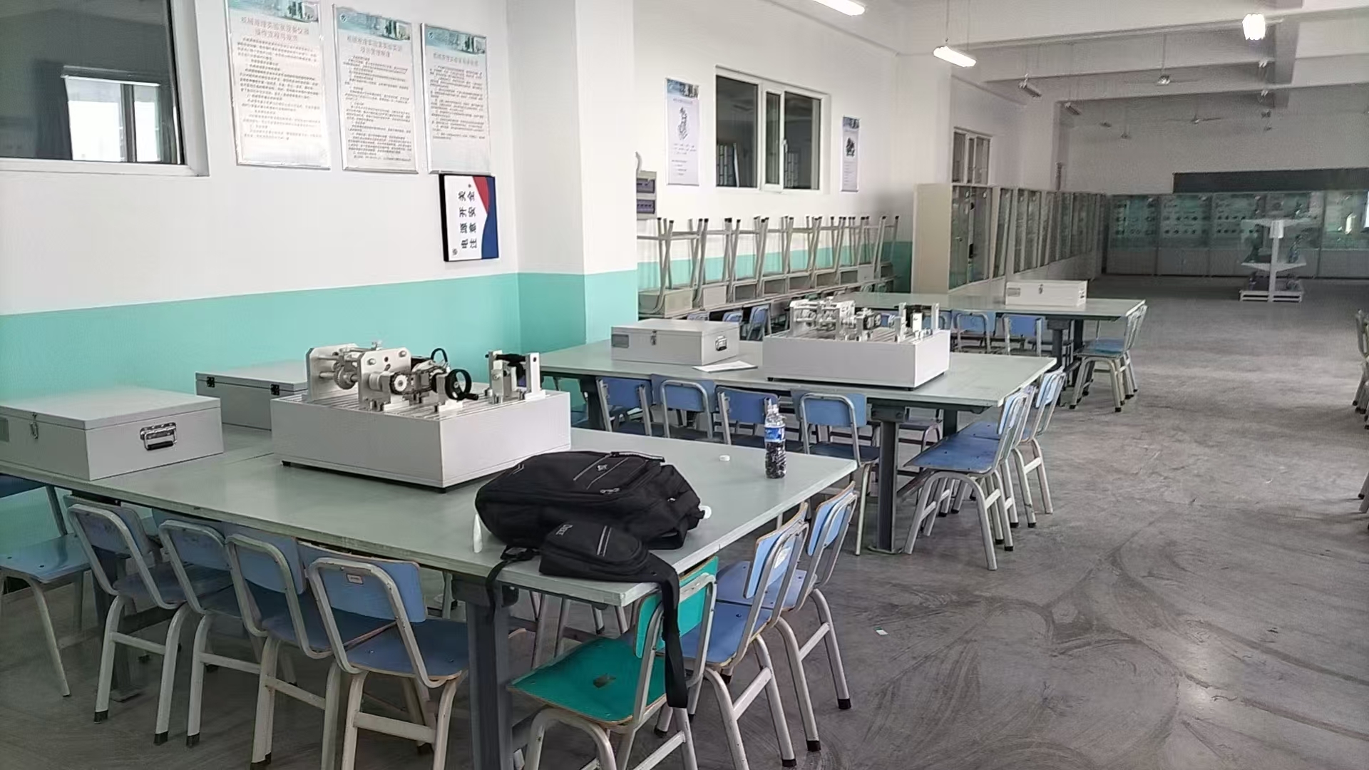 創(chuàng)意式軸系結(jié)構(gòu)設(shè)計(jì)實(shí)驗(yàn)箱