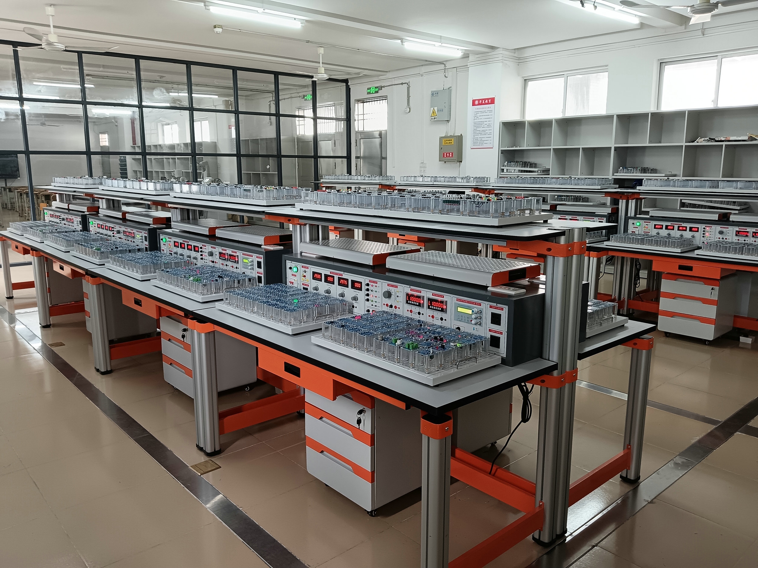 ��Ӽ��g�C�ϑ��Ä�(chu��ng)��Ӗ�����b��