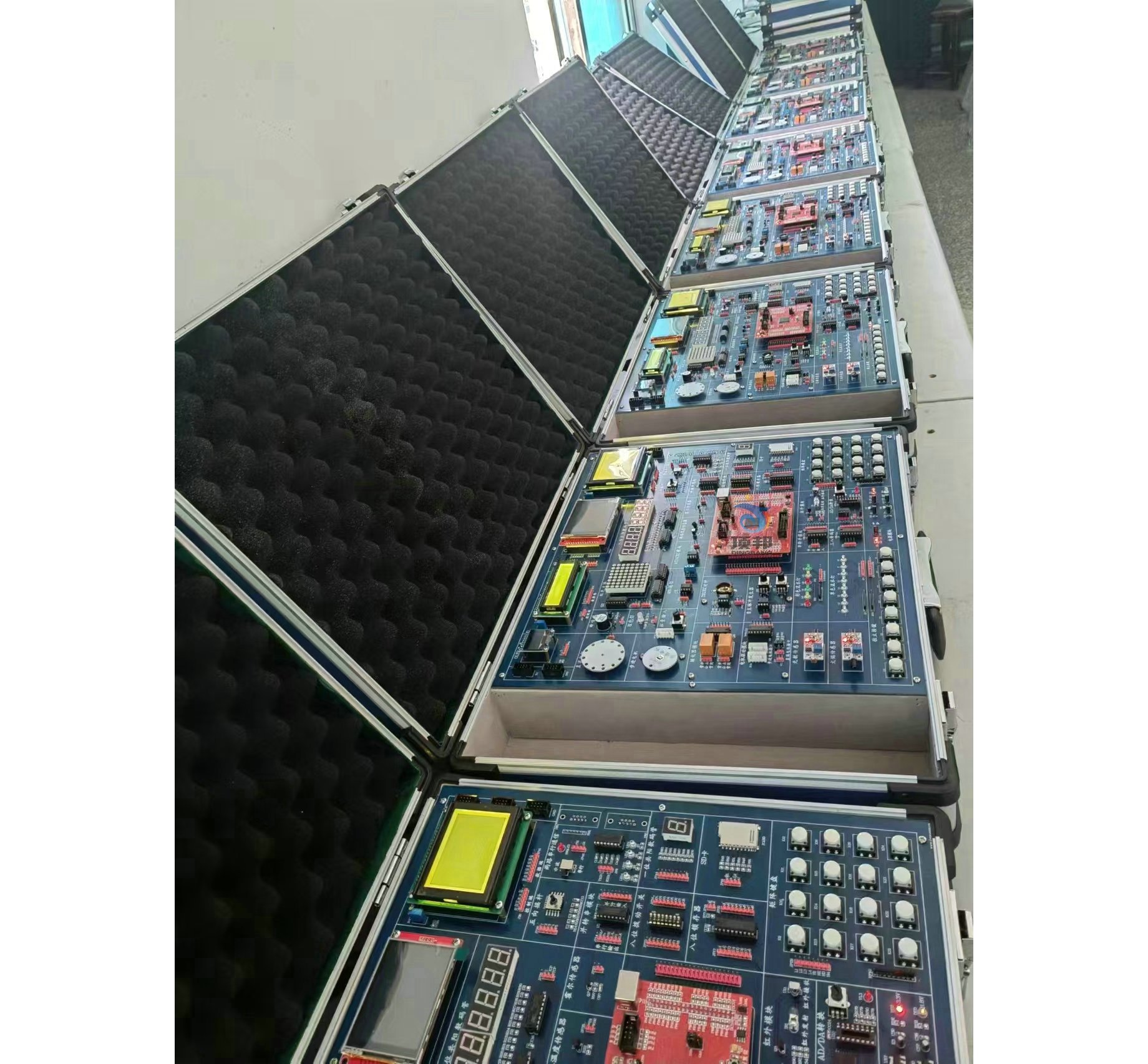 Ƕ��ʽ��Ƭ�C(j��)��(sh��)Ӗ(x��n)��