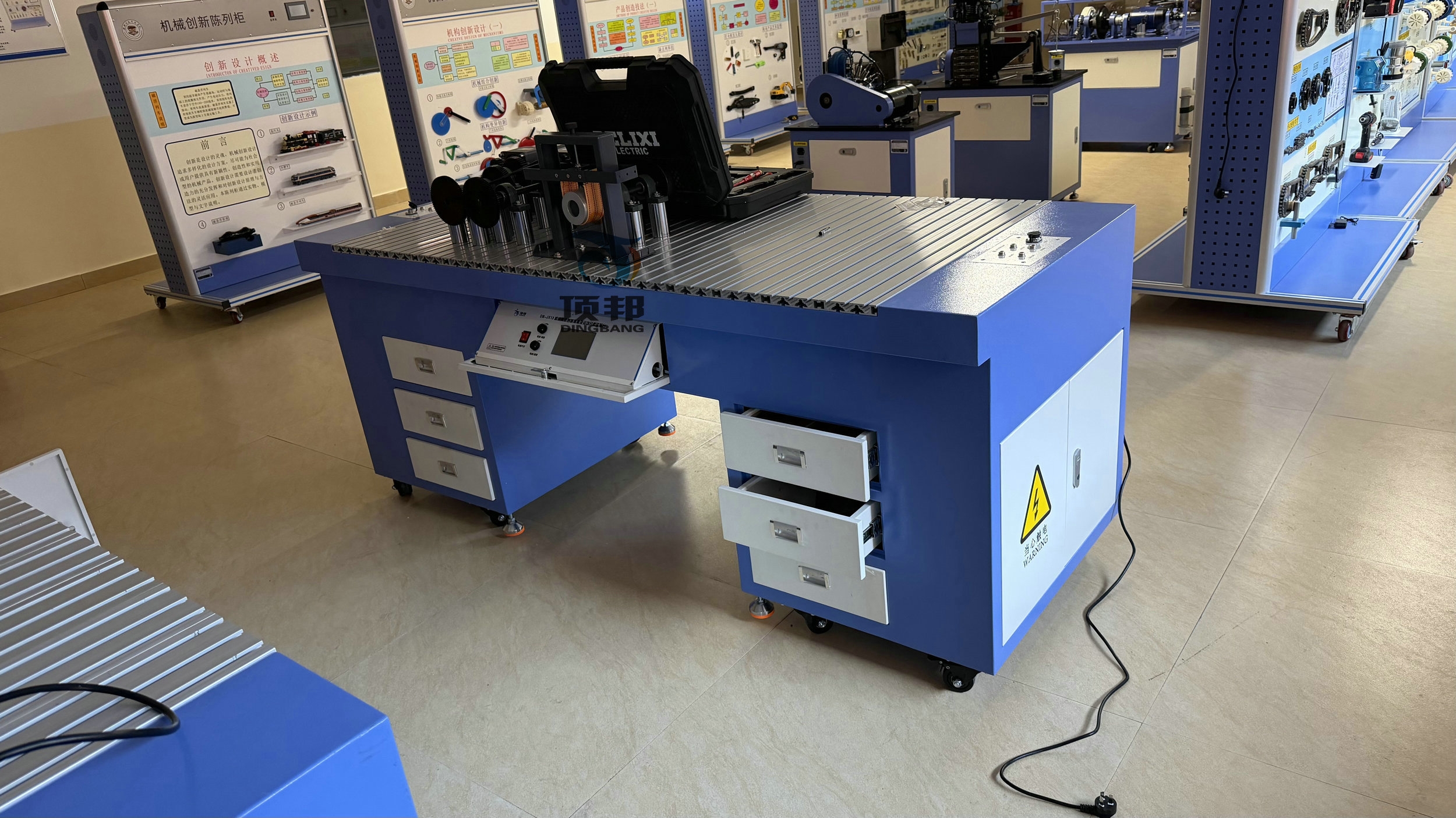 創(chuàng)意組合機(jī)械系統(tǒng)方案拼裝設(shè)計(jì)分析系統(tǒng)