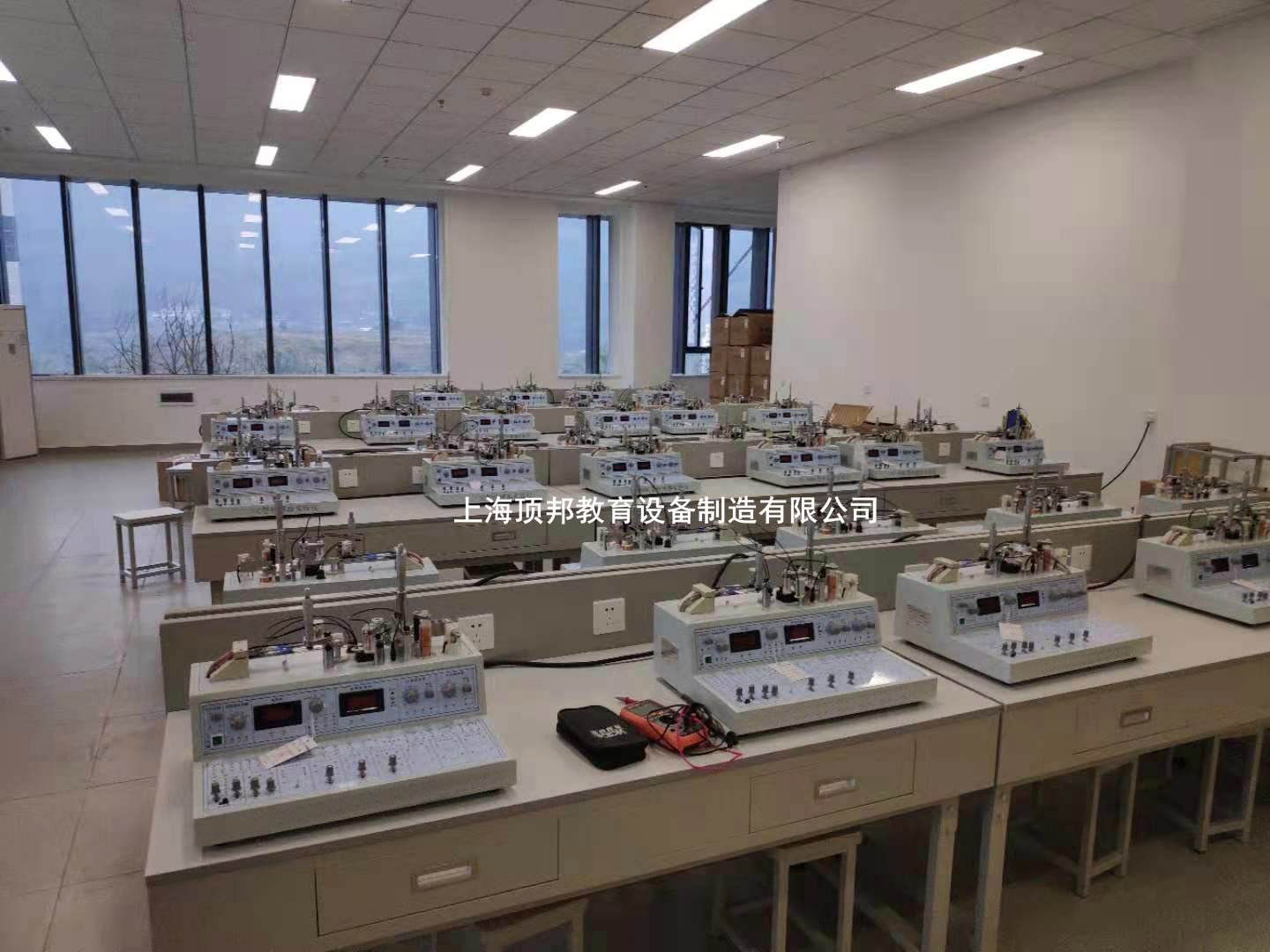 傳感器系統(tǒng)實(shí)驗(yàn)平臺(tái)